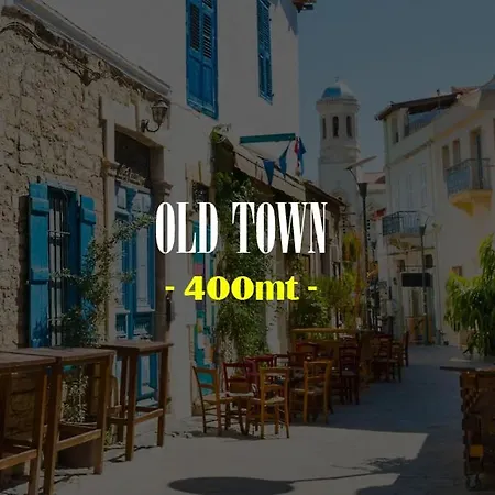 Lovely 3-bedroom In Prokymea Court アパート