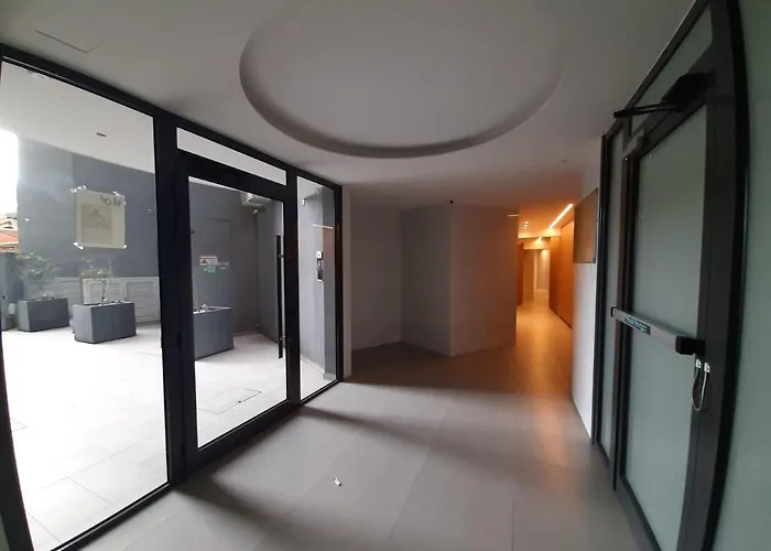 Lovely 3-bedroom In Prokymea Court