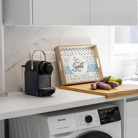 Lovely 3-bedroom In Prokymea Court 아파트