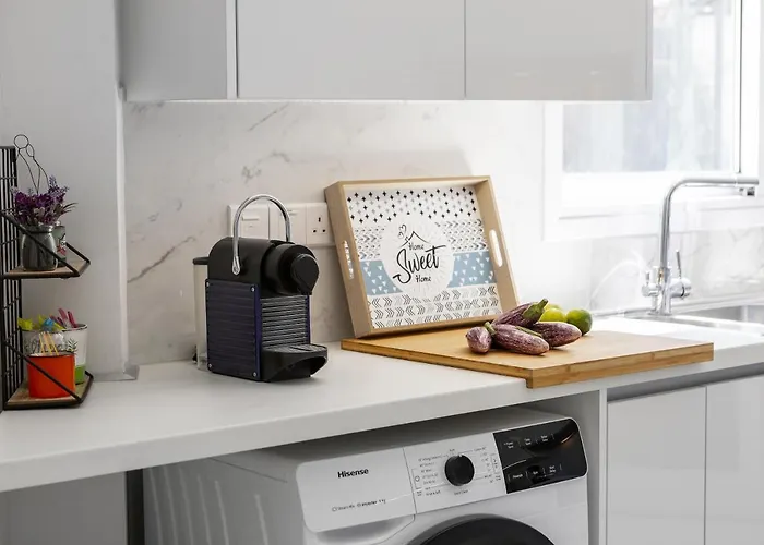 Lovely 3-bedroom In Prokymea Court 아파트