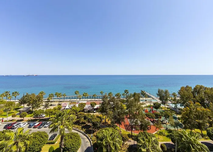 Lovely 3-bedroom In Prokymea Court * 레메소스